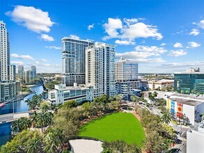 Building Photo - 333 Las Olas Way