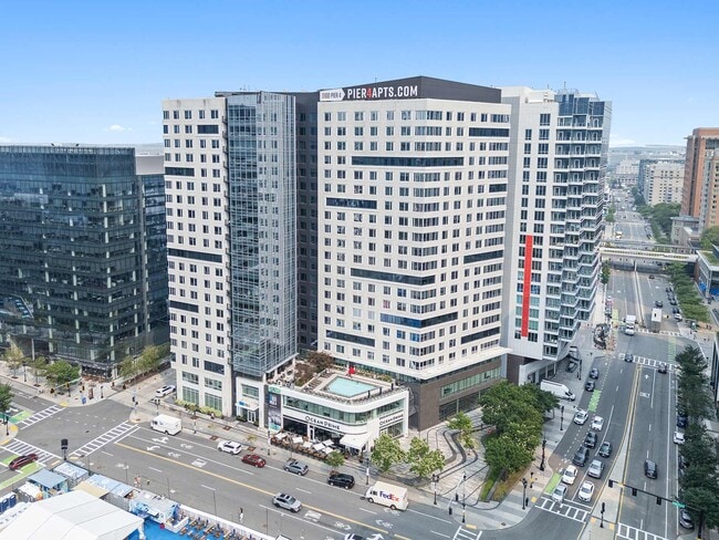 Foto del edificio - 100 Pier 4