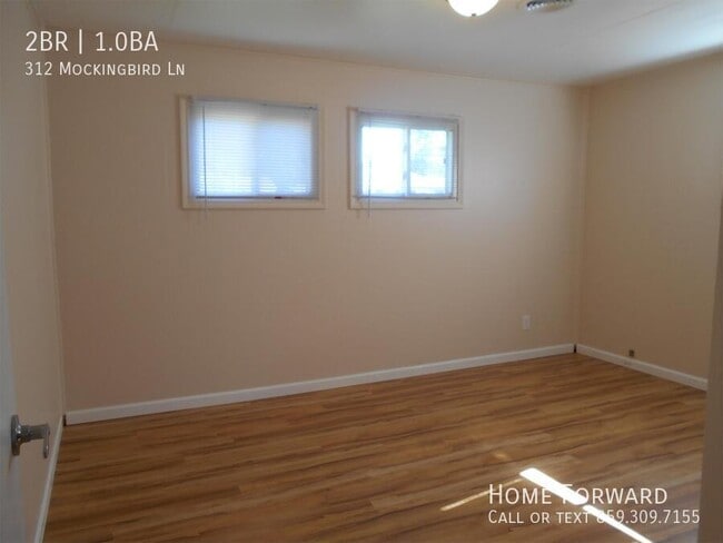 Building Photo - 312 Mockingbird Ln