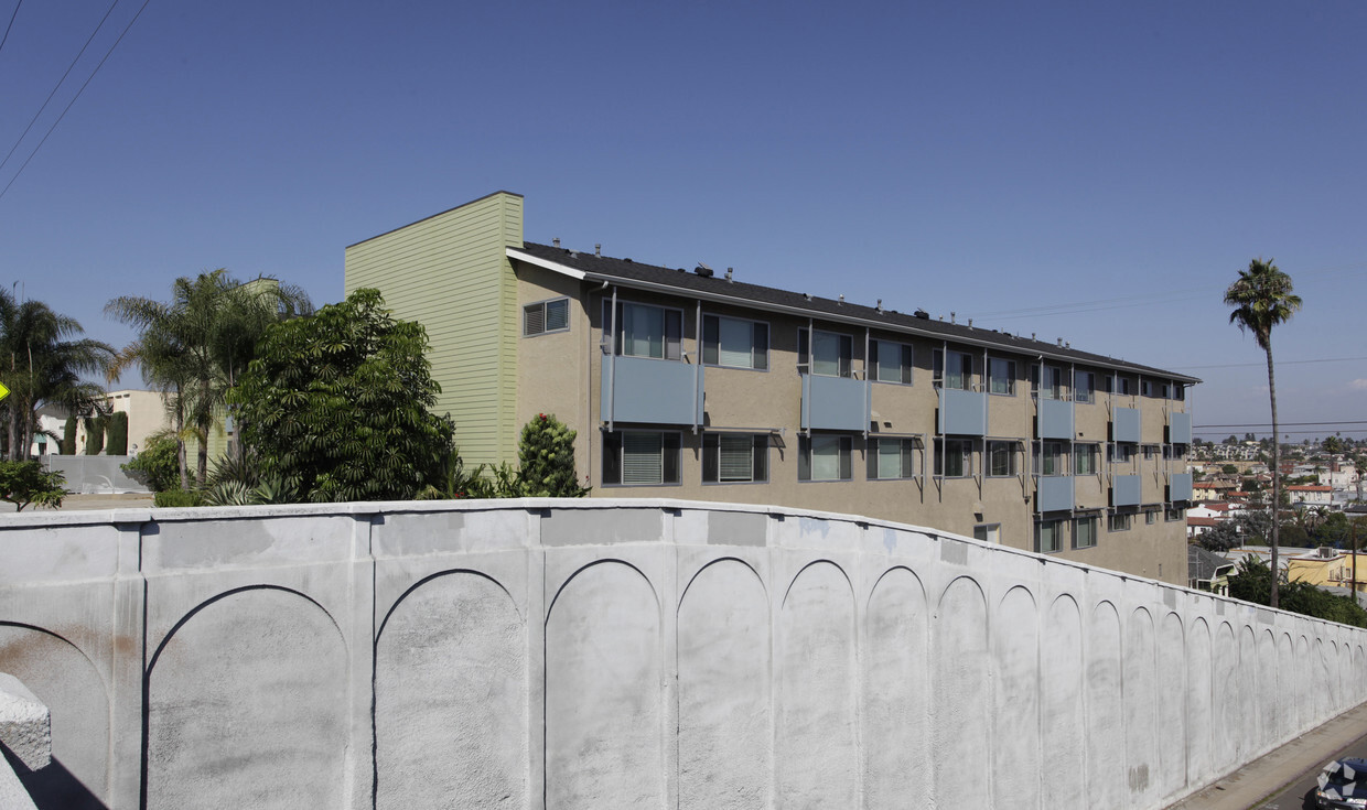 Foto del edificio - Crestview Villas