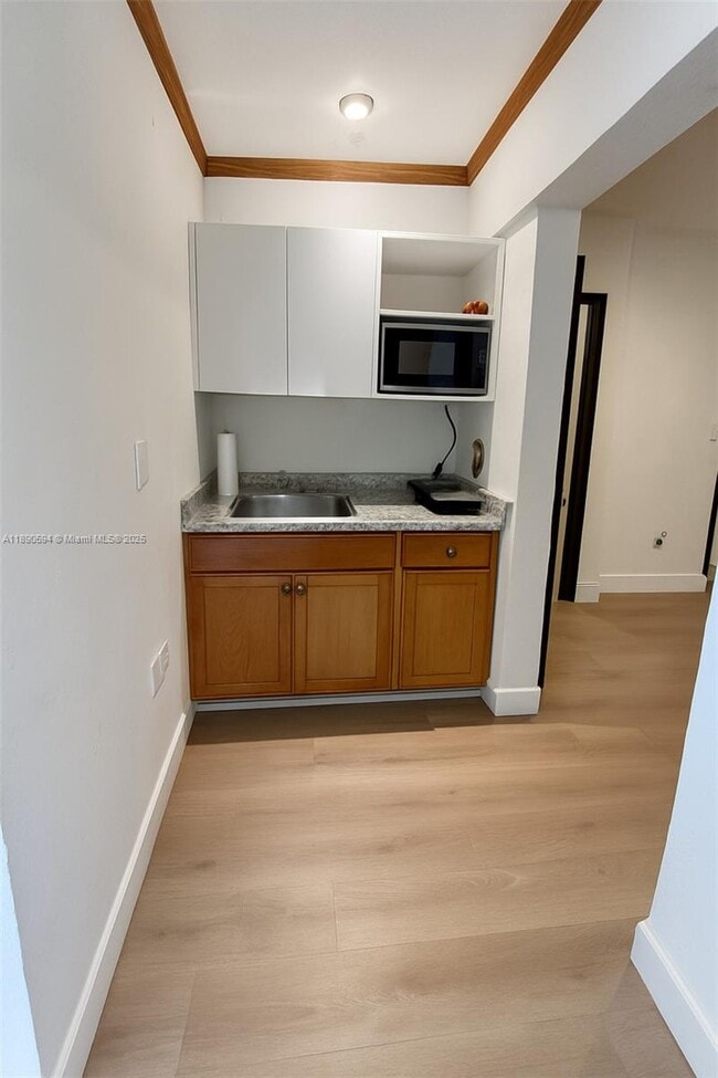 Foto del edificio - 783 NW 96th St