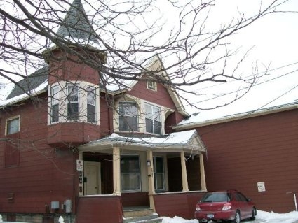 Building Photo - 600 E Main St