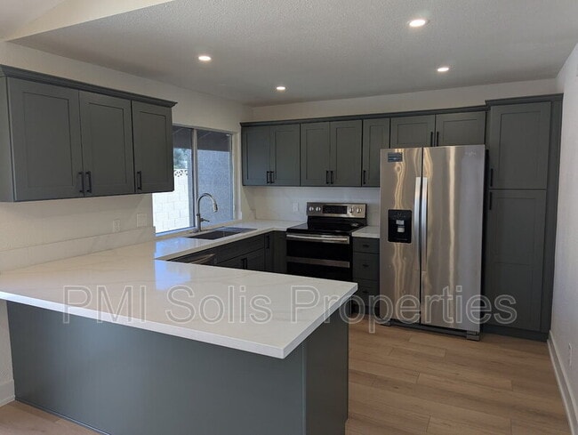 Photo - 18036 N 45th Ave Townhome