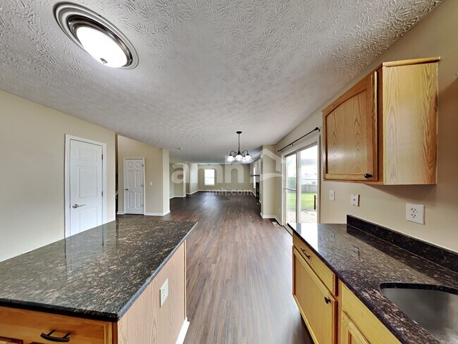 Foto del edificio - 9255 Ruston Ln