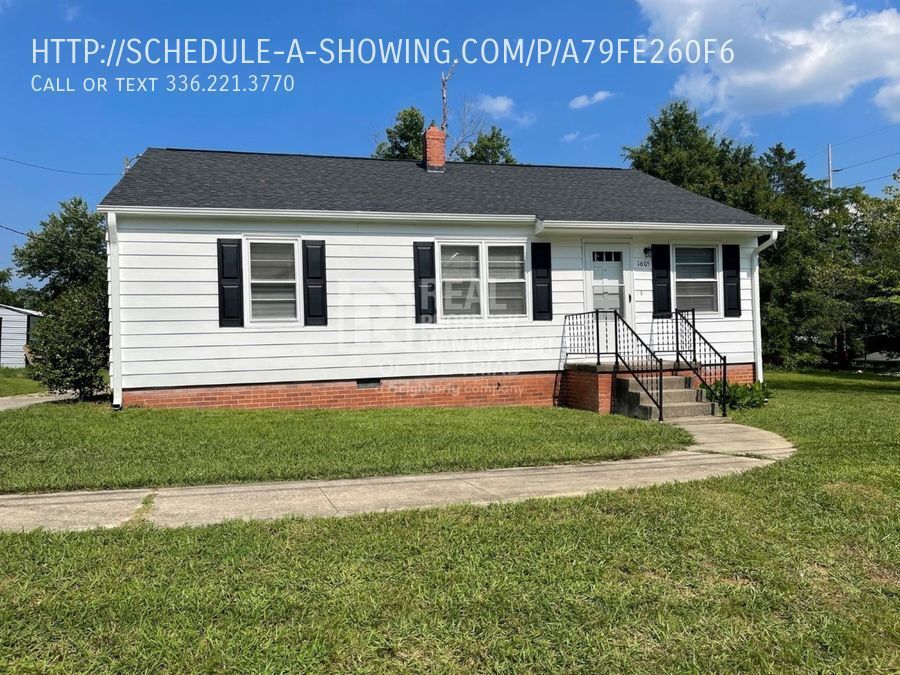 Newly Renovated Single Level 3 bedroom, 1 House Rental in High