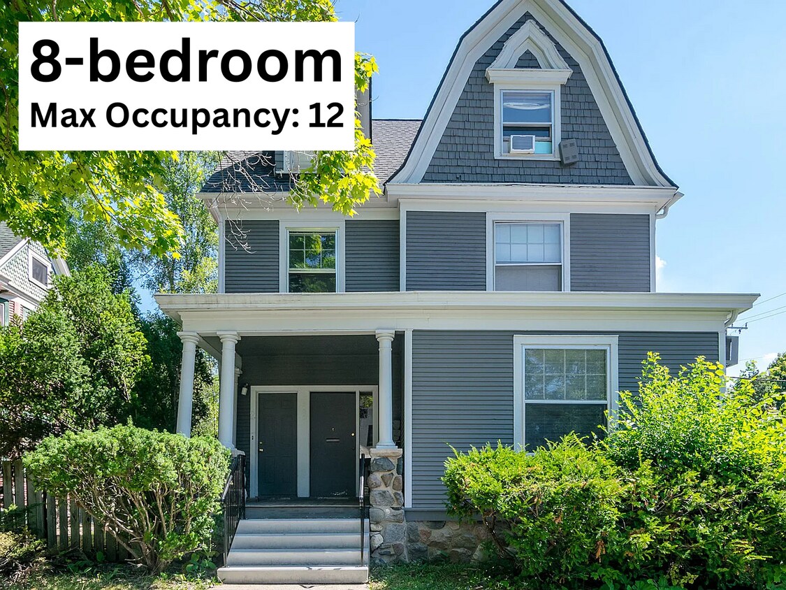 Foto principal - 200 N Ingalls St