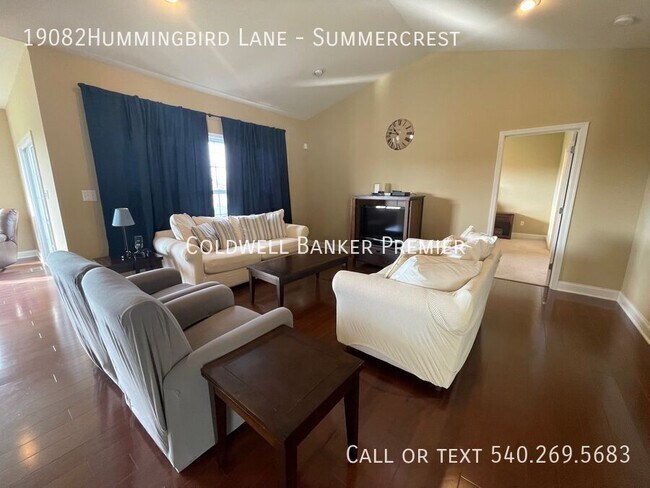 Foto del edificio - 19082Hummingbird Lane-Summercrest