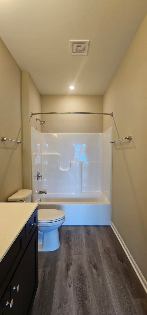 Building Photo - Chestnut - 2Br/2Ba Rental Home - First Floor