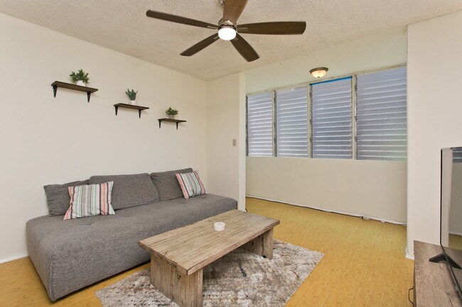 Building Photo - UPDATED PRICE $1,900 Alohalani Tropicana #...