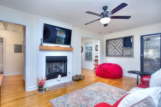 Foto del edificio - 3301 Old Jonesboro Rd