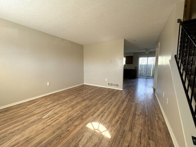 Building Photo - 2722 Walden Bluff Ct