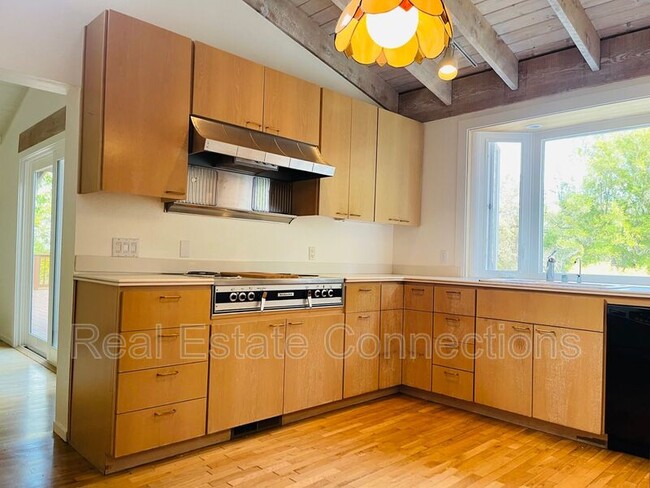Foto del edificio - 20381 Kent Way