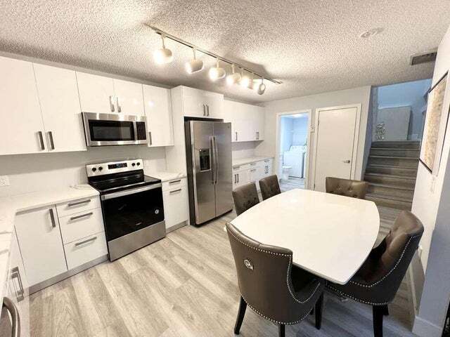 Foto del edificio - 118 1st Ter