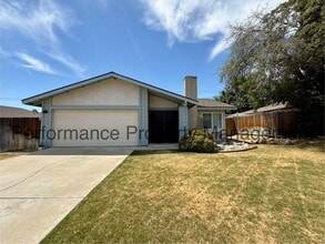 Building Photo - 2716 Catalina Dr