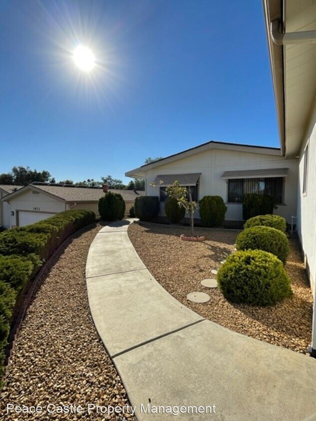 Primary Photo - 2 br, 2 bath House - 1835 Nova Glen