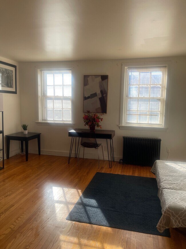 Foto del edificio - 2901 N Broom St