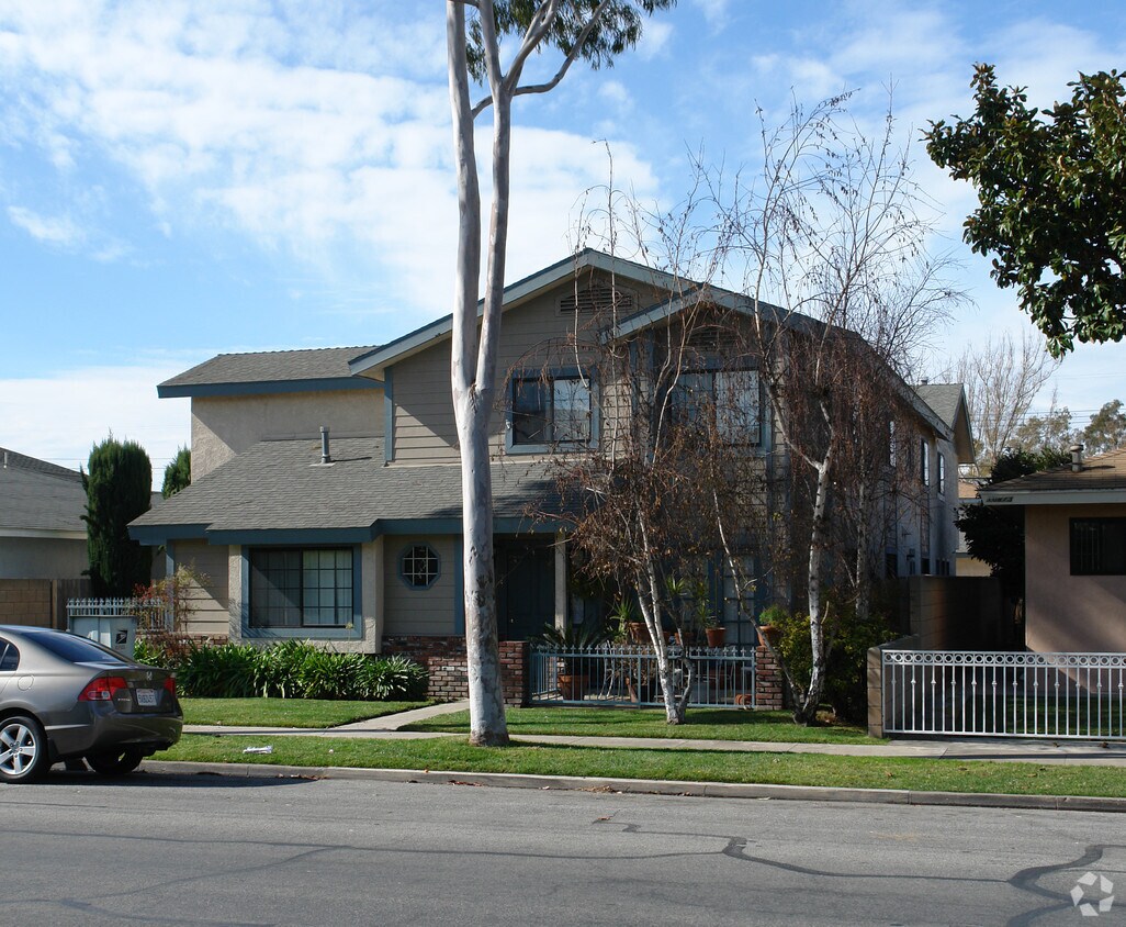 Foto del edificio - 10881-10887 Walnut St