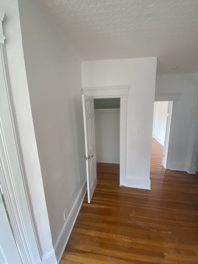 Building Photo - 131 Claremont Ave