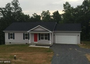 Building Photo - 160 Tabasco Ln