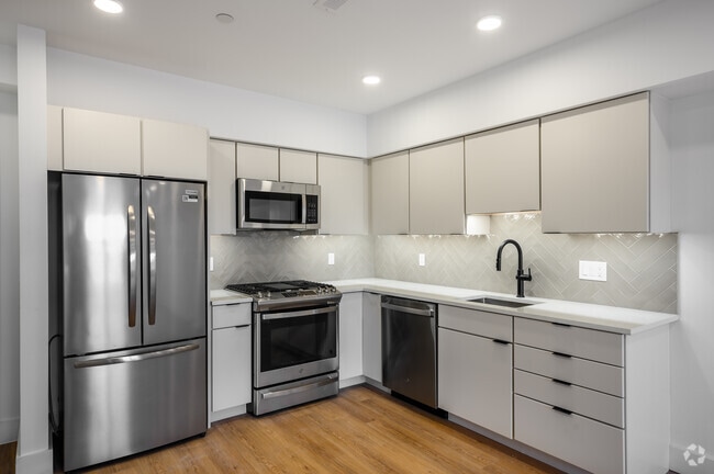 Photo - The Heywood Apartments