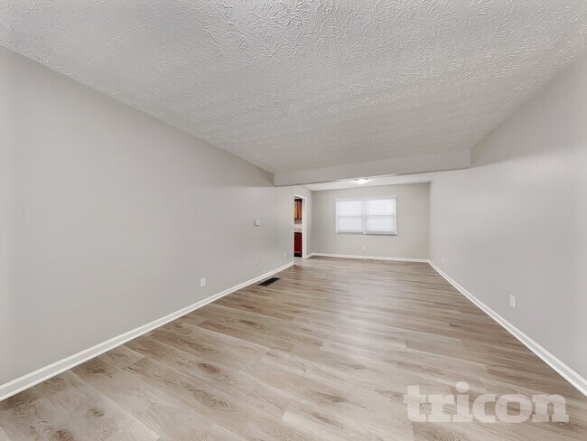 Foto del edificio - 406 Weston Rd