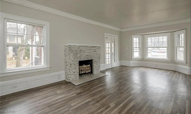 Foto del edificio - 12980 Cedar Rd