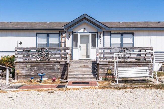 Building Photo - 920 Grant Harris Rd