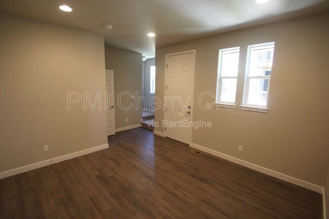 Foto del edificio - 2406 S Troy Ct