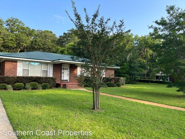 Building Photo - 3 br, 2 bath House - 109 Harrison Drive