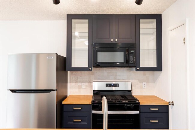 Foto del edificio - 706 Ramble Ln