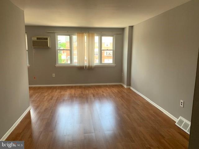 Building Photo - 4200 Lackland Terrace