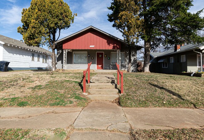 Foto del edificio - Recently Beautifully Renovated OKC Home: 2...