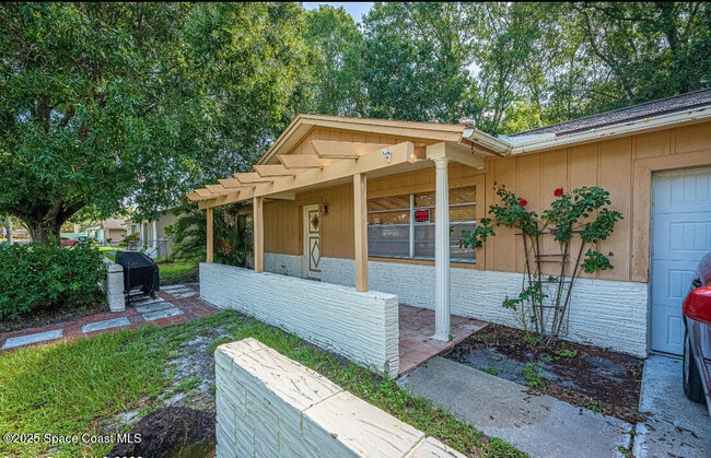 Building Photo - 82 Haven Dr