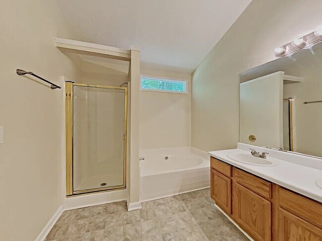 Foto del edificio - 275 Promenade Way SW