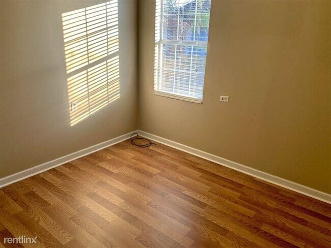 Building Photo - 3 br, 1 bath House - 614 Coulon Rd