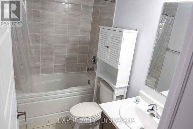 Photo du bâtiment - 230 Avonsyde Blvd