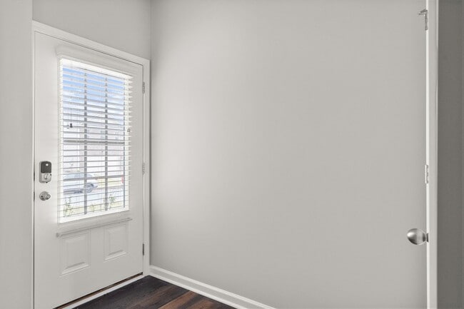 Building Photo - 4 Bed 2.5 Bath Single Family Home in Gainesville! -Retreat at Chicopee