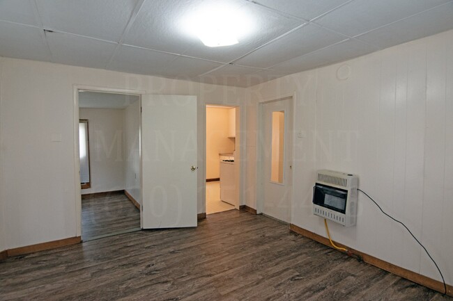 Building Photo - 1 Bedroom 1 Bath