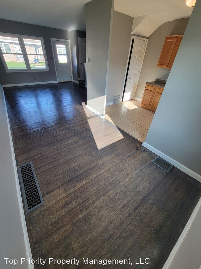 Foto del edificio - 2 br, 1 bath House - 1240 W Mullan Ave