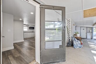 Building Photo - 618 Sudderth Dr