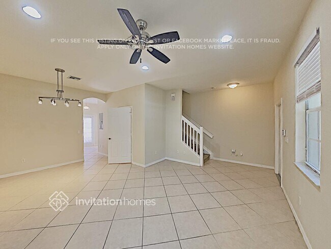 Foto del edificio - 187 E Thatch Palm Cir