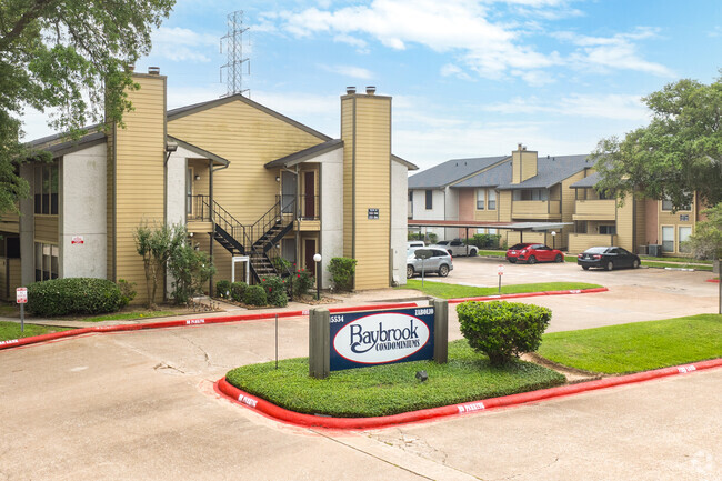 Building Photo - Baybrook Condominiums