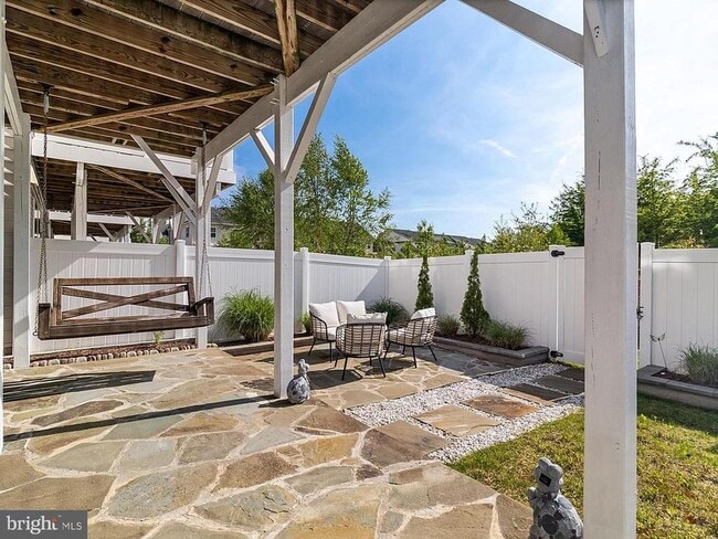 Building Photo - 2805 Medstead Ln