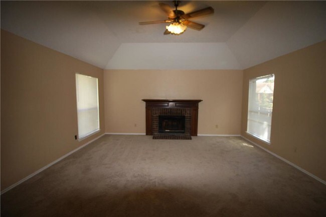 Foto del edificio - 3109 Fairwood Dr