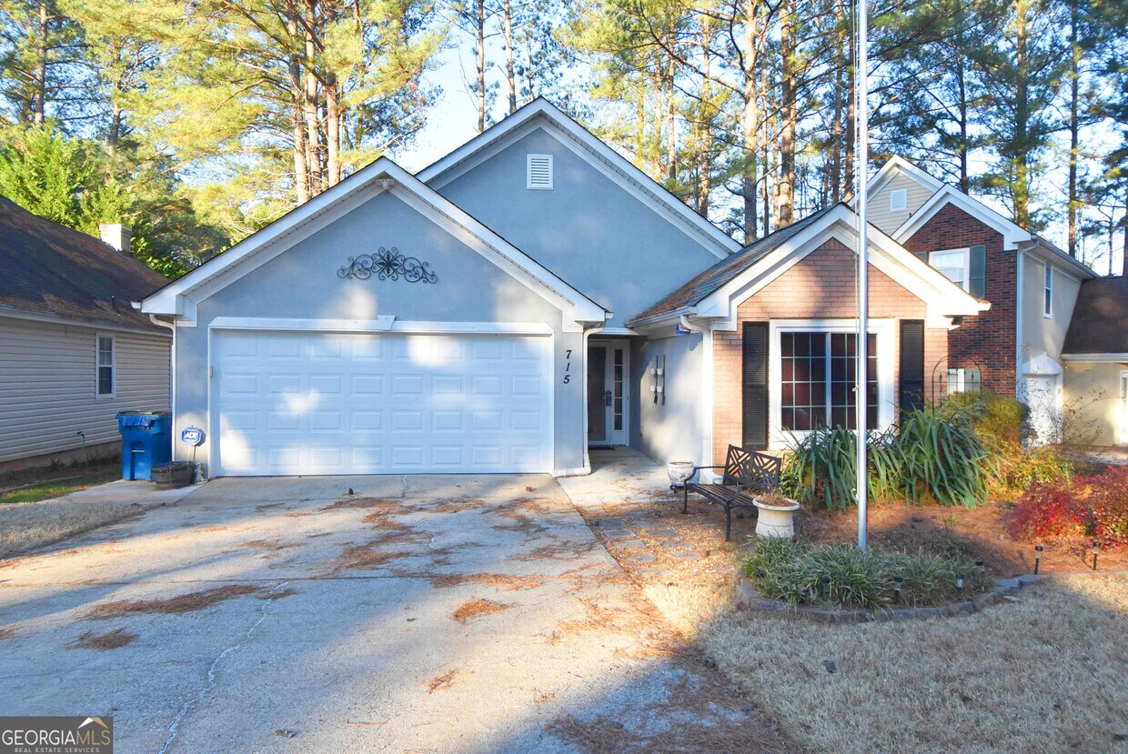 Primary Photo - 715 S Fairfield Dr
