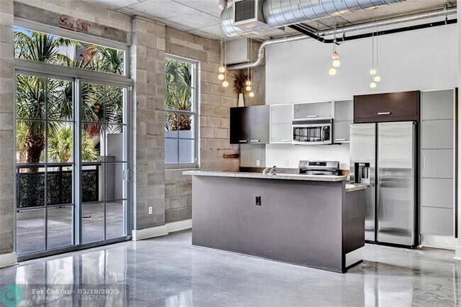 Foto del edificio - 410 NW 1st Ave