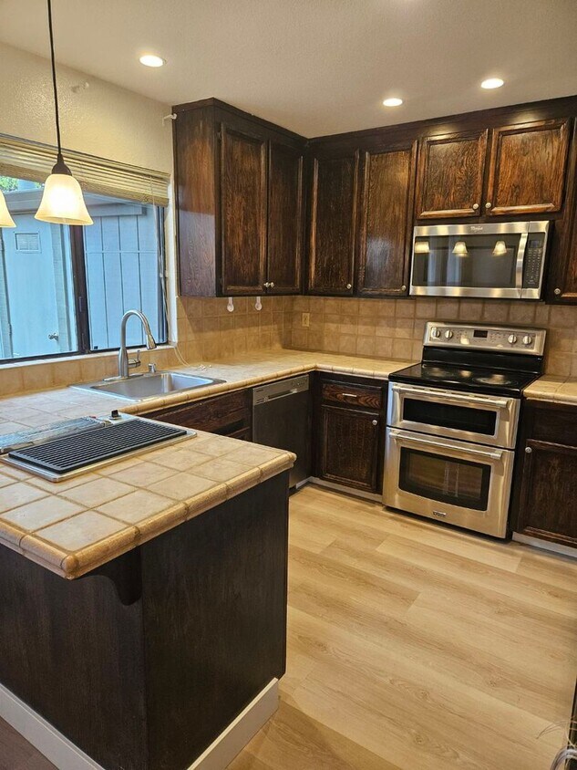 6149 Joaquin Murieta Ave, Newark, CA 94560 Townhome Rentals in Newark