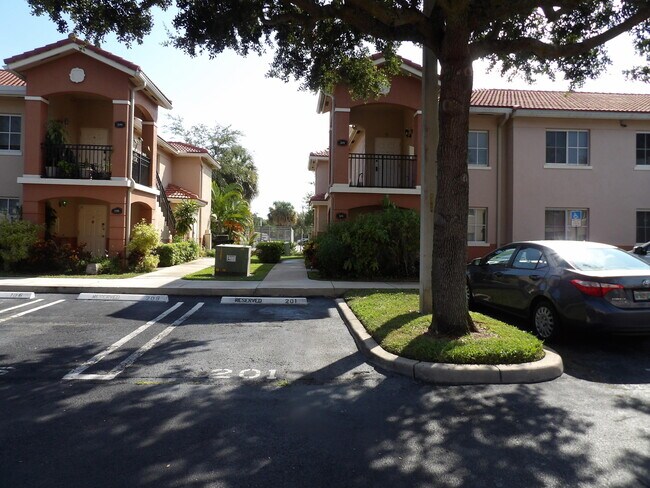 Building Photo - 3800 N Jog Rd