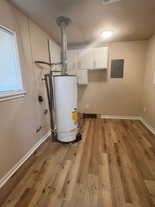 Foto del edificio - 3501 Robinhood - 3 Bedroom 1 Bath - TISD