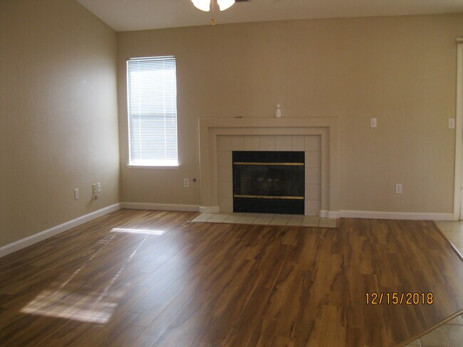 Building Photo - 354 Clipper Dr